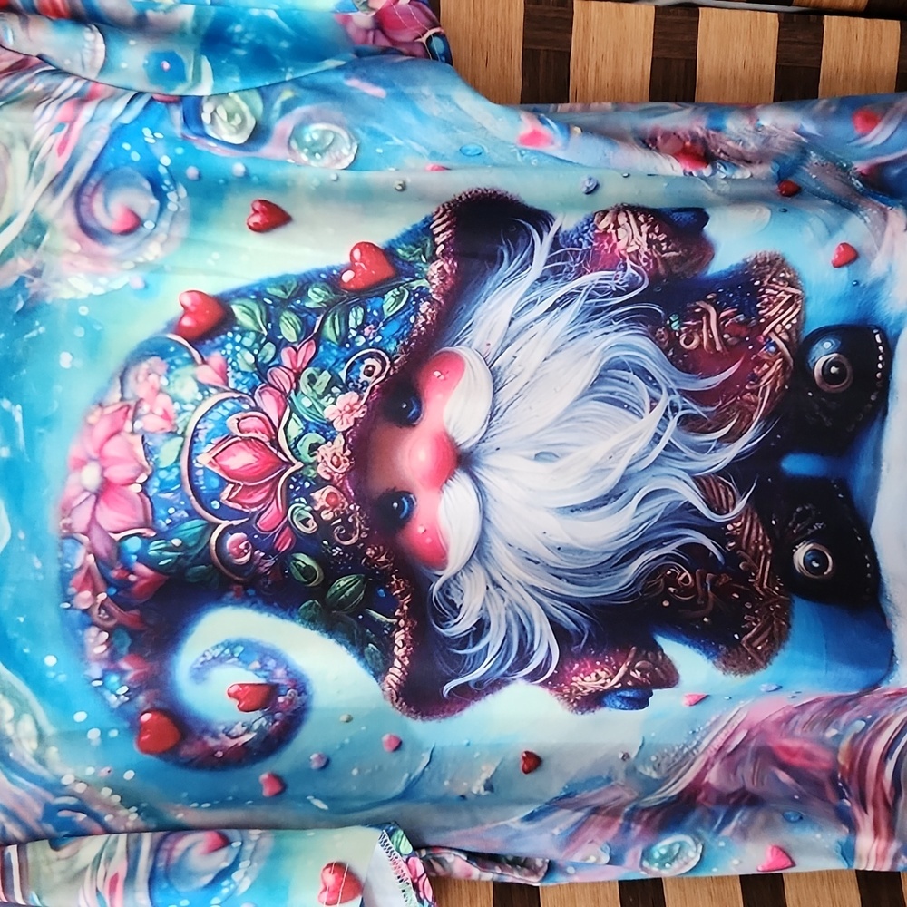 NWOT! Gnome stretch top - Picture 6 of 7